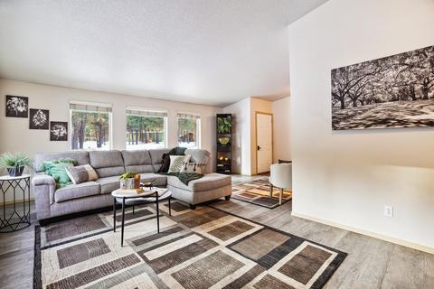 14704 Bluegrass Loop, Sisters, OR 97759 photo 2