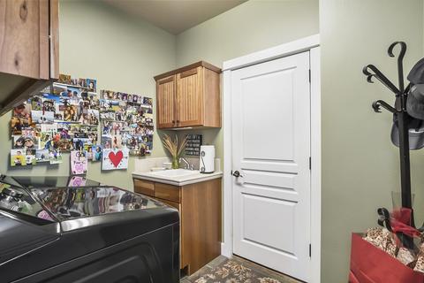 61417 Davis Lake Loop, Bend, OR 97702 photo 22