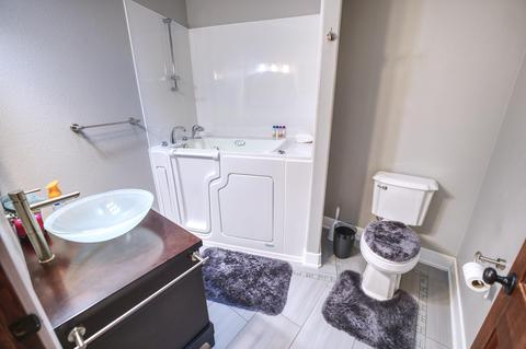 6555 E Antelope Rd, Eagle Point, OR 97524 photo 9