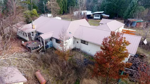 3663 Rockydale Rd, Cave Junction, OR 97523