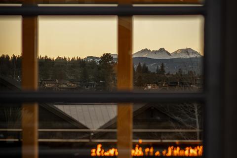 61359 Lost Hollow Loop, Bend, OR 97702 photo 6