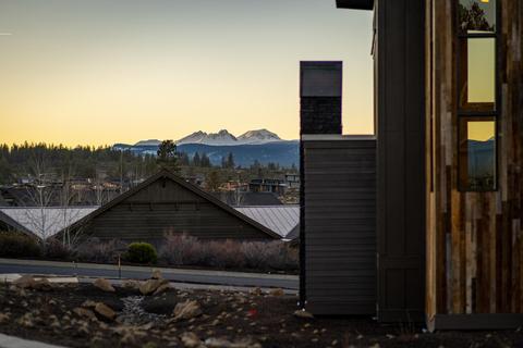 61359 Lost Hollow Loop, Bend, OR 97702 photo 5