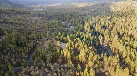 3945 Evans Creek Rd, Rogue River, OR 97537 photo 3