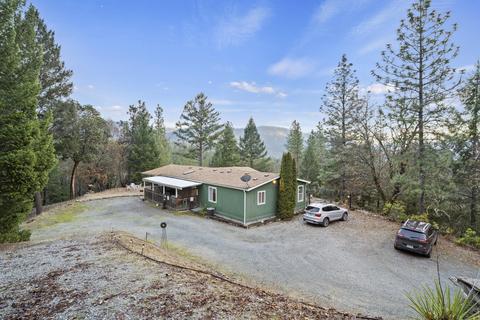 3945 Evans Creek Rd, Rogue River, OR 97537