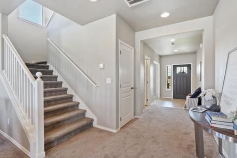 63377 NW Kiesow Ct, Bend, OR 97703 photo 3