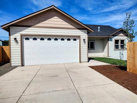 533 SE Morgan Ct, Madras, OR 97741