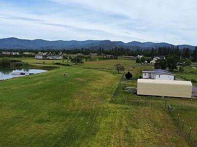 10707 Killdee Ave, Central Point, OR 97502 photo 32