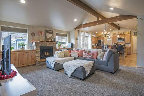 20612 Silas Dr, Bend, OR 97701 photo 3