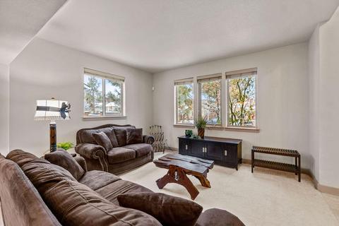19949 Brass Dr, Bend, OR 97702 photo 4