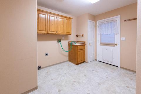 249 Crestview Loop, Grants Pass, OR 97527 photo 19