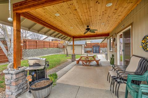 513 Winston Ct, Eagle Point, OR 97524 photo 38