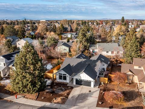 2002 NE Monroe Ln, Bend, OR 97701 photo 23