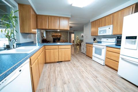 63410 Hamehook Rd, Bend, OR 97701 photo 16