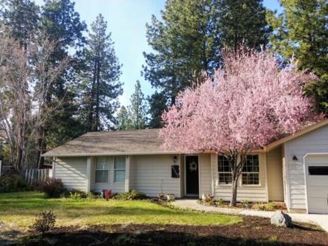60998 Amethyst St, Bend, OR 97702 photo 2