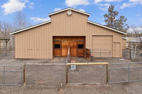63285 Peterman Ln, Bend, OR 97701 photo 29
