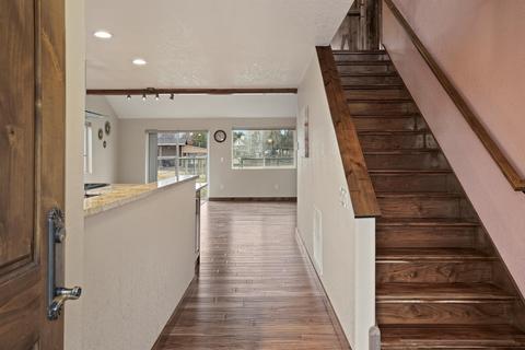 63285 Peterman Ln, Bend, OR 97701 photo 11