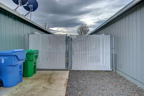 638 Andrea Way, Eagle Point, OR 97524 photo 6