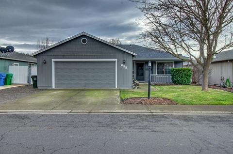 638 Andrea Way, Eagle Point, OR 97524