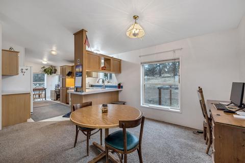 21239 SW Gift Rd, Bend, OR 97703 photo 9
