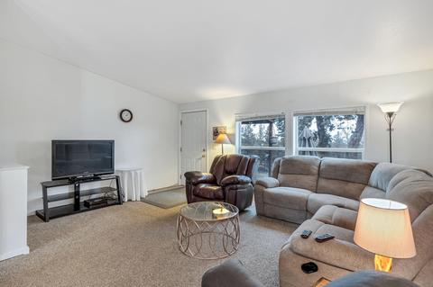 21239 SW Gift Rd, Bend, OR 97703 photo 8