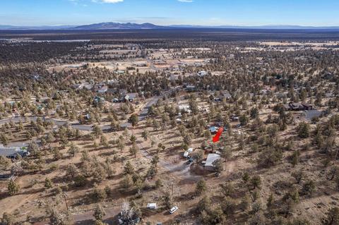 21239 SW Gift Rd, Bend, OR 97703 photo 35
