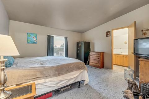 21239 SW Gift Rd, Bend, OR 97703 photo 13