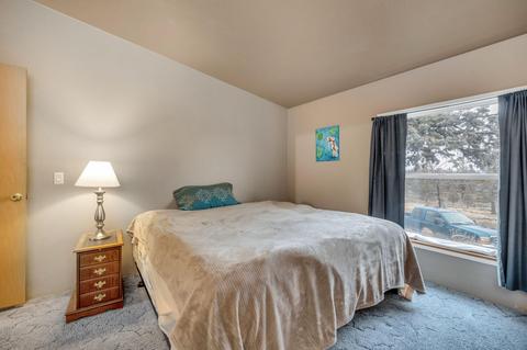 21239 SW Gift Rd, Bend, OR 97703 photo 16
