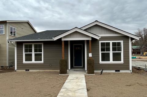 20168 Glen Vista Rd #LOT 2, Bend, OR 97701