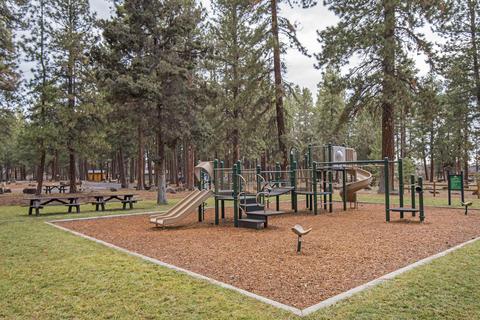 711 E Tyee Dr, Sisters, OR 97759 photo 29