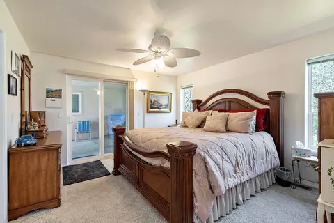 Bedroom - 2703 Hammel Rd, Eagle Point, OR 97524 photo 1 of 5
