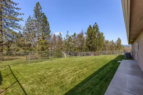 Exterior - 2703 Hammel Rd, Eagle Point, OR 97524 photo 12 of 12