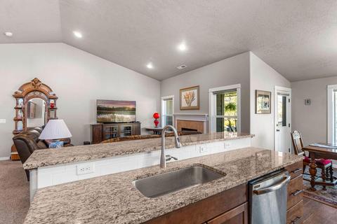 65737 78th St, Bend, OR 97703 photo 19