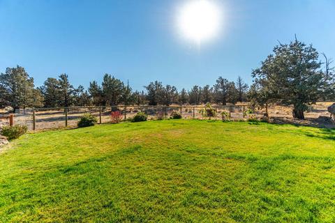 65737 78th St, Bend, OR 97703 photo 3