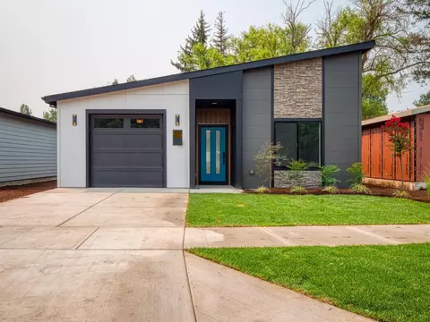 693 Terrazzo Way, Medford, OR 97501
