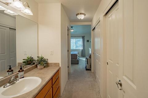 313 Live Oak Loop, Central Point, OR 97502 photo 15