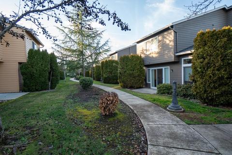 313 Live Oak Loop, Central Point, OR 97502 photo 25