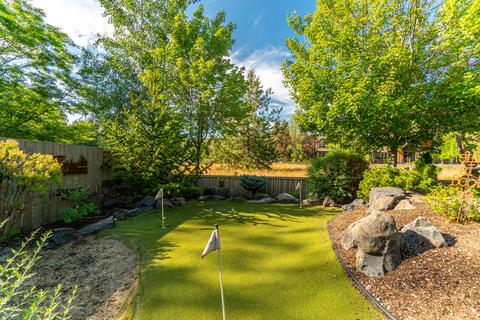 19449 Golden Meadow Loop, Bend, OR 97702 photo 41