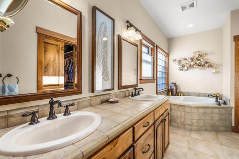 61583 Tam Mcarthur Loop, Bend, OR 97702 photo 18