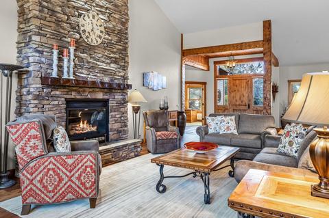 61583 Tam Mcarthur Loop, Bend, OR 97702 photo 5