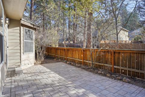 61274 SW Brookside Loop, Bend, OR 97702 photo 32