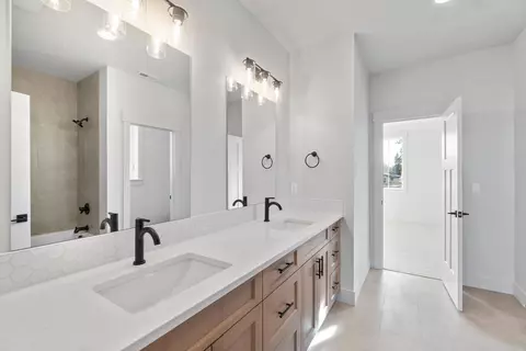 20490 Murphy Rd, Bend, OR 97702 photo 17