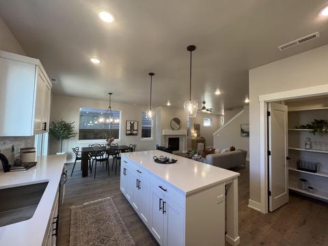 3775 NE Tellus Dr, Bend, OR 97701 photo 5