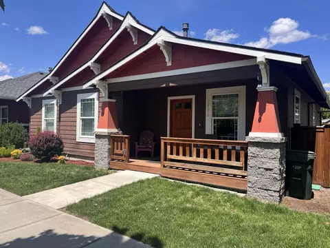 2996 NE Hope Dr, Bend, OR 97701