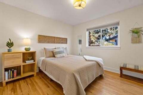 1130 E Cascade Ave, Sisters, OR 97759 photo 14