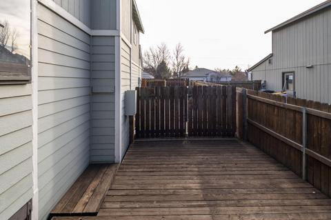 883 NE Locksley Dr, Bend, OR 97701 photo 31