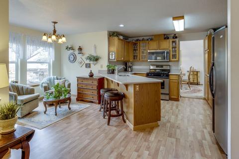 883 NE Locksley Dr, Bend, OR 97701 photo 14