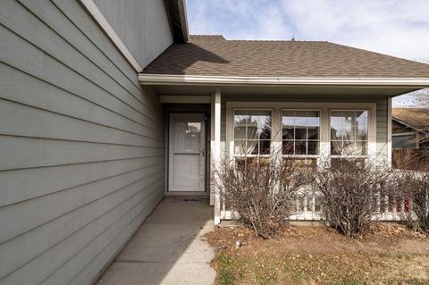 883 NE Locksley Dr, Bend, OR 97701 photo 3