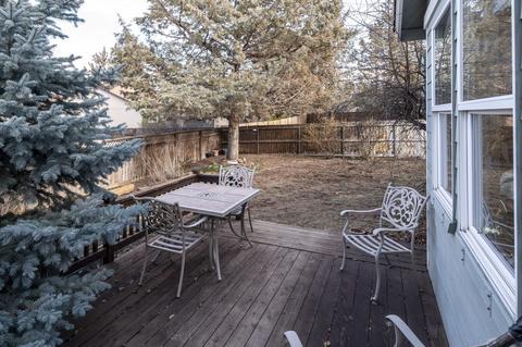 883 NE Locksley Dr, Bend, OR 97701 photo 38