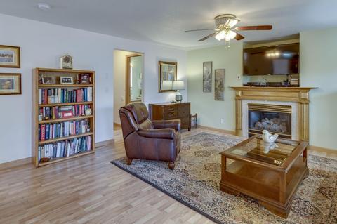883 NE Locksley Dr, Bend, OR 97701 photo 18