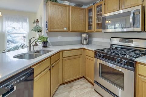 883 NE Locksley Dr, Bend, OR 97701 photo 11